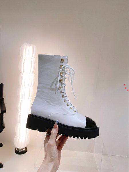 designer women boots martin desert leather boot flamingos love arrow medal real leathers coarse winter designers shoes with box size 35-40 -, Black
designer women boots martin desert leather boot flamingos love arrow medal real leathers coarse winter designers shoes with box size 35-40 -, Black
