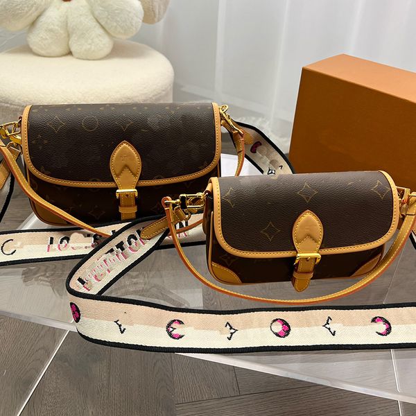evening bags luxury the tote bag women designer shoulder crossbody wool leather messenger purse hobo- brown flowers hand flap solid cover
evening bags luxury the tote bag women designer shoulder crossbody wool leather messenger purse hobo- brown flowers hand flap solid cover