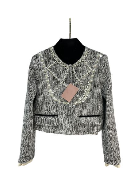 autumn and winter 22 new heavy industry pearl inlaid diamond diamond lattice decoration french celebrity tweed coat, Black;brown
autumn and winter 22 new heavy industry pearl inlaid diamond diamond lattice decoration french celebrity tweed coat, Black;brown