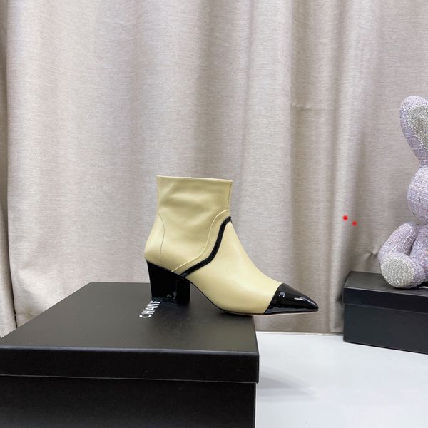 designer laureate women boots brand flamingos love arrow medal martin boot winter genuine leather coarse high heel shoes luxury desert chunk, Black
designer laureate women boots brand flamingos love arrow medal martin boot winter genuine leather coarse high heel shoes luxury desert chunk, Black