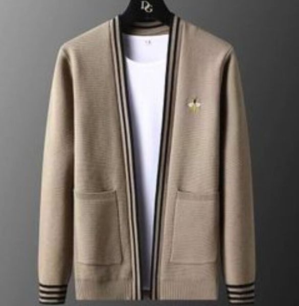 men's sweaters luxury letter printed jacket designer brand fashion pocket knitted cardigan sweater coat, White;black
men's sweaters luxury letter printed jacket designer brand fashion pocket knitted cardigan sweater coat, White;black
