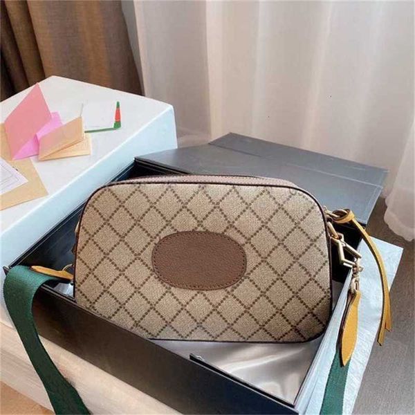 classic handbag women shoulder bags designer tote casual clutch shopping zipper wallet chain crossbody handbags lady purse fashion camera
classic handbag women shoulder bags designer tote casual clutch shopping zipper wallet chain crossbody handbags lady purse fashion camera