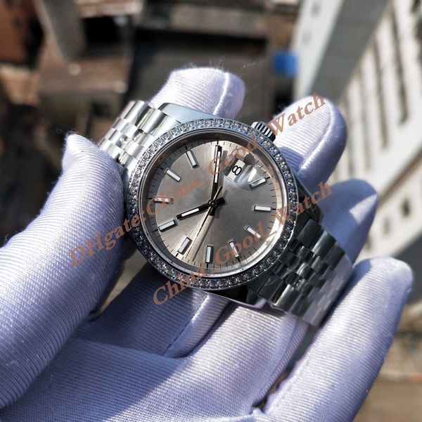 36mm watch neutral model diamond bezel jubilee bracelet bp date silver dial stainless steel bezel automatic bpf super luminous diving sapphi, Slivery;brown
36mm watch neutral model diamond bezel jubilee bracelet bp date silver dial stainless steel bezel automatic bpf super luminous diving sapphi, Slivery;brown