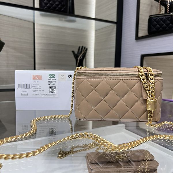 10a mirror quality lambskin small cosmetic bags luxury designer vanity with chain bag with box c178
10a mirror quality lambskin small cosmetic bags luxury designer vanity with chain bag with box c178