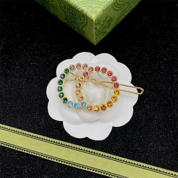 2022 wedding designer rainbow diamond hairpin ladies simple personality letters designer hairpins with box, Golden;silver
2022 wedding designer rainbow diamond hairpin ladies simple personality letters designer hairpins with box, Golden;silver