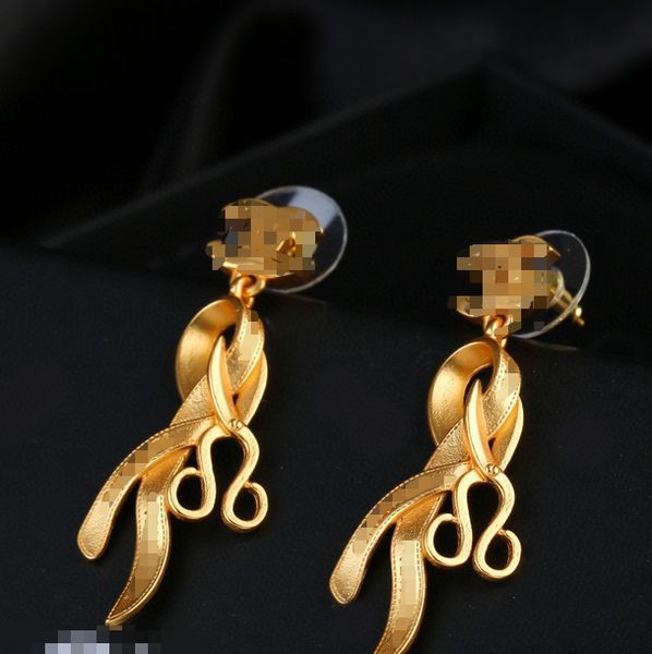ins new in luxury fine jewelry earrings for womens pendant k gold heart necklace with engraved beads retro metal, Golden
ins new in luxury fine jewelry earrings for womens pendant k gold heart necklace with engraved beads retro metal, Golden