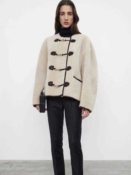 women's jackets cashmere long sleeve tweed coat for winter women french leather button round neck single breasted short coatwome bg7l, Black;brown
women's jackets cashmere long sleeve tweed coat for winter women french leather button round neck single breasted short coatwome bg7l, Black;brown