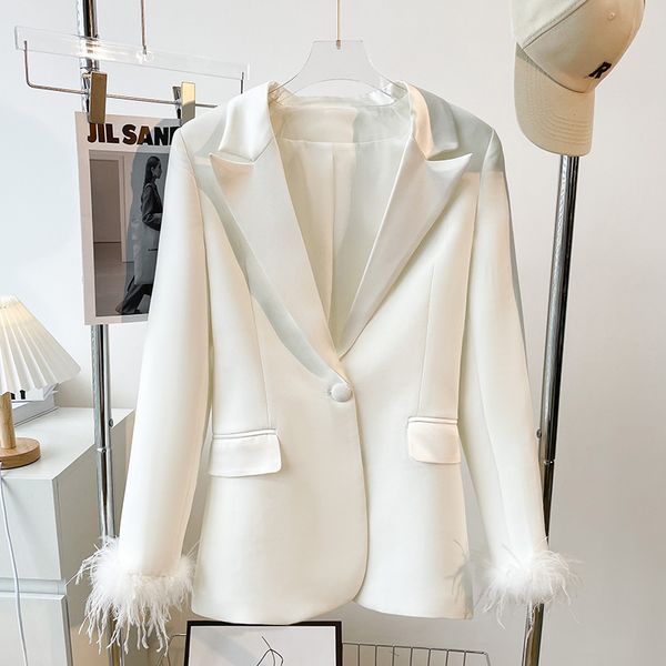 white blazer and pants for women 2022 autumn fashion feather patchwork design plus size work lady office formal set bl024
white blazer and pants for women 2022 autumn fashion feather patchwork design plus size work lady office formal set bl024