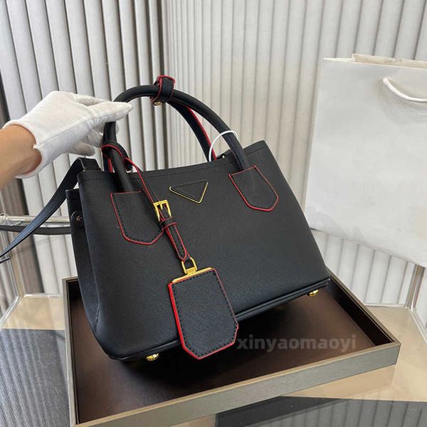 luxury designer totes bag fashion handbag women shoulder bags sports crossbody bag classic geometric leather casual christmas fift large
luxury designer totes bag fashion handbag women shoulder bags sports crossbody bag classic geometric leather casual christmas fift large