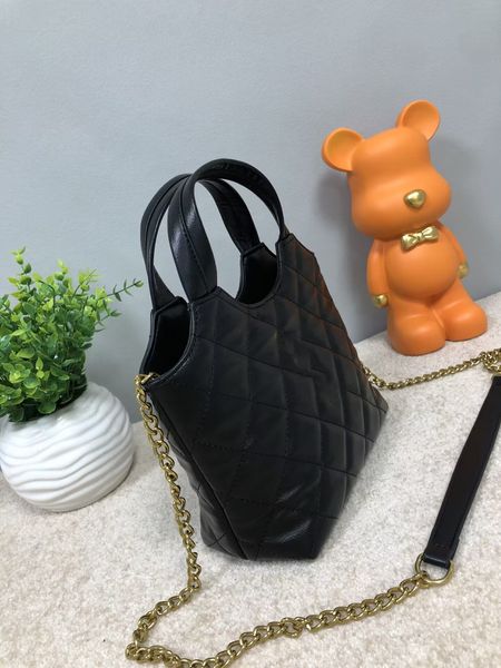 chain shoulder bag women's single 2022 tassel fashion classic messenger handbag designer purse
chain shoulder bag women's single 2022 tassel fashion classic messenger handbag designer purse