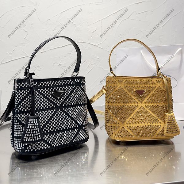 blinbling rhinestone women luxurys designers shoulder bags handbag full of crystal totes mink skin bag messenger ladies wallets purse pouch
blinbling rhinestone women luxurys designers shoulder bags handbag full of crystal totes mink skin bag messenger ladies wallets purse pouch