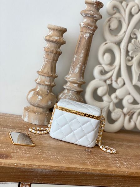 luxurys designers women men bum bags belt waist men and handbags womens tote half moon hobos luxury sheepskin
luxurys designers women men bum bags belt waist men and handbags womens tote half moon hobos luxury sheepskin