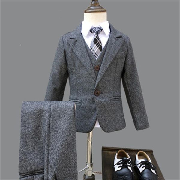 suits brand flowers boys formal wedding suit campus student dress gentleman kids jacket vest pants bowtie 4pcs ceremony costumes 221205, Black
suits brand flowers boys formal wedding suit campus student dress gentleman kids jacket vest pants bowtie 4pcs ceremony costumes 221205, Black