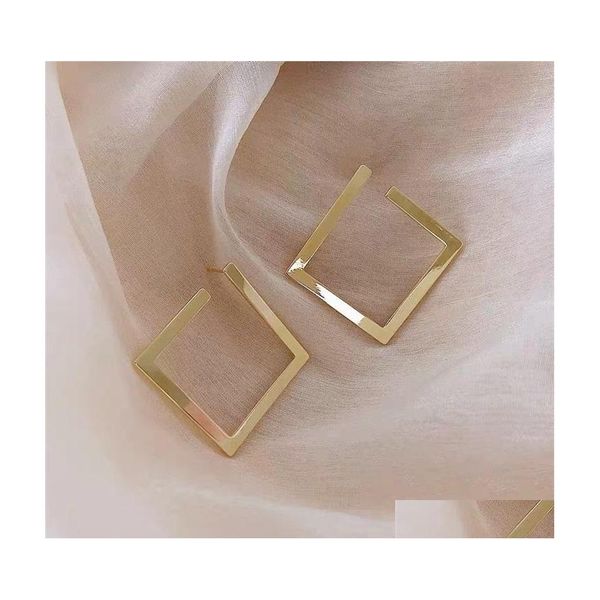 dangle chandelier retro minimalist square earrings irregar stud exaggerated cold wind fashion earring for women opening accessorie dhati, Silver
dangle chandelier retro minimalist square earrings irregar stud exaggerated cold wind fashion earring for women opening accessorie dhati, Silver