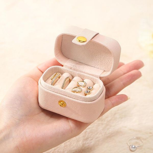 small portable jewelry storage box pu leather travel organizer ring earrings mini display case holder gift packaging, Black;white
small portable jewelry storage box pu leather travel organizer ring earrings mini display case holder gift packaging, Black;white