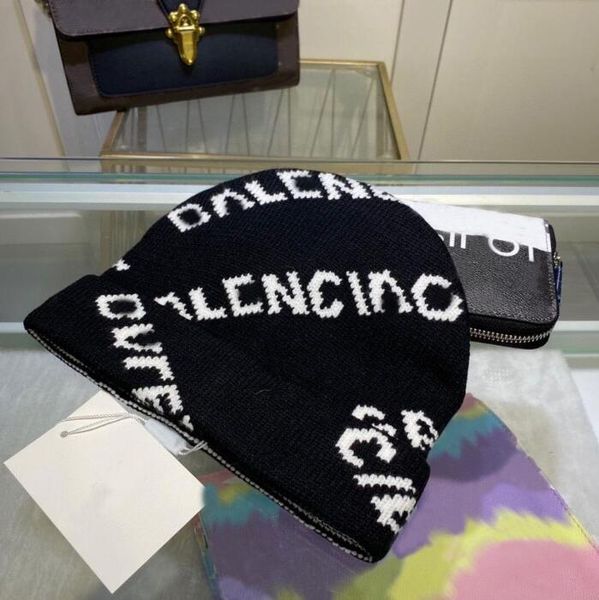 Classic Designer Winter Beanie Hats Hot Style Men and Women Fashion Universal Knitted Cap Autumn Wool Outdoor Warm, Rose red
Classic Designer Winter Beanie Hats Hot Style Men and Women Fashion Universal Knitted Cap Autumn Wool Outdoor Warm, Rose red