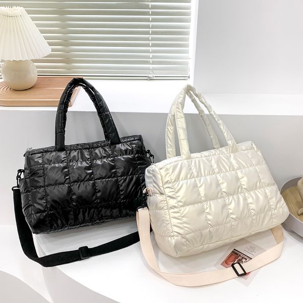 evening bags winter warm down womens shoulder bag nylon waterproof quilted high capacity female crossbody for women satchel handbags 221205
evening bags winter warm down womens shoulder bag nylon waterproof quilted high capacity female crossbody for women satchel handbags 221205