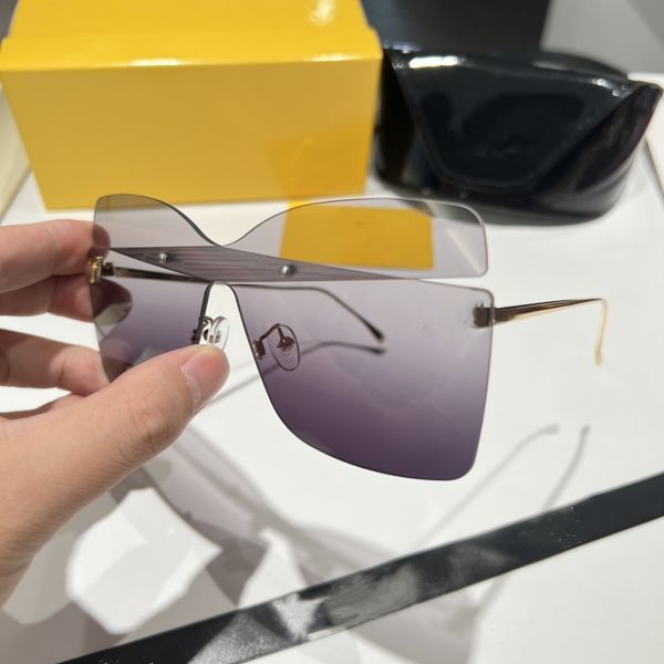 2023 sell luxury millionaire 8886 sunglasses full frame vintage designer sunglasses for men shiny gold- logo gold plated l96006, White;black
2023 sell luxury millionaire 8886 sunglasses full frame vintage designer sunglasses for men shiny gold- logo gold plated l96006, White;black