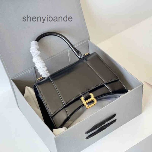 classic lady handbags crossbody bbalencaigas designer b family 2023 bags leer crocodile hourglass women's leather premium hand-held sin
classic lady handbags crossbody bbalencaigas designer b family 2023 bags leer crocodile hourglass women's leather premium hand-held sin