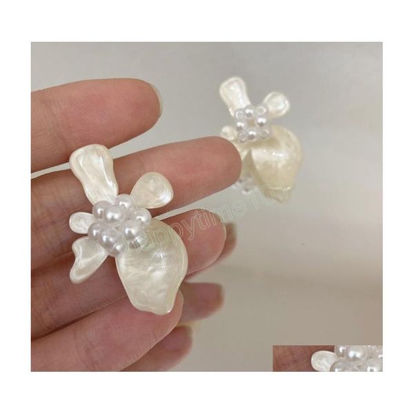 stud korean resin flower stud earrings for women girls elegant pearl ball wedding oorbellen party jewelry drop delivery dhbcd, Golden;silver
stud korean resin flower stud earrings for women girls elegant pearl ball wedding oorbellen party jewelry drop delivery dhbcd, Golden;silver
