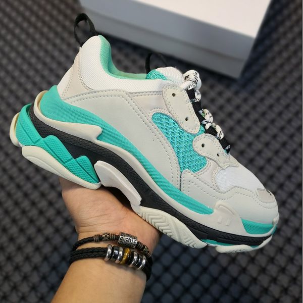 17fw triple s men women designer casual shoes platform sneakers clear sole black white grey red pink blue royal green mens trainers
17fw triple s men women designer casual shoes platform sneakers clear sole black white grey red pink blue royal green mens trainers