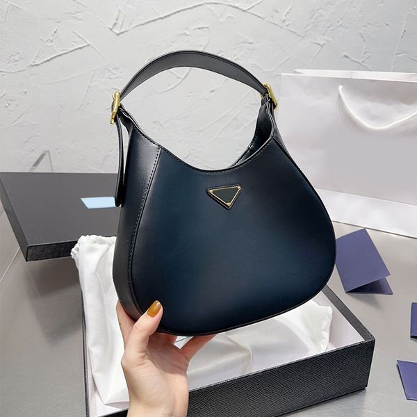women handbag cleo underarm bag polished leather shoulder bags fashion letter metal triangle curvled subaxillary purse wholesale handbags
women handbag cleo underarm bag polished leather shoulder bags fashion letter metal triangle curvled subaxillary purse wholesale handbags