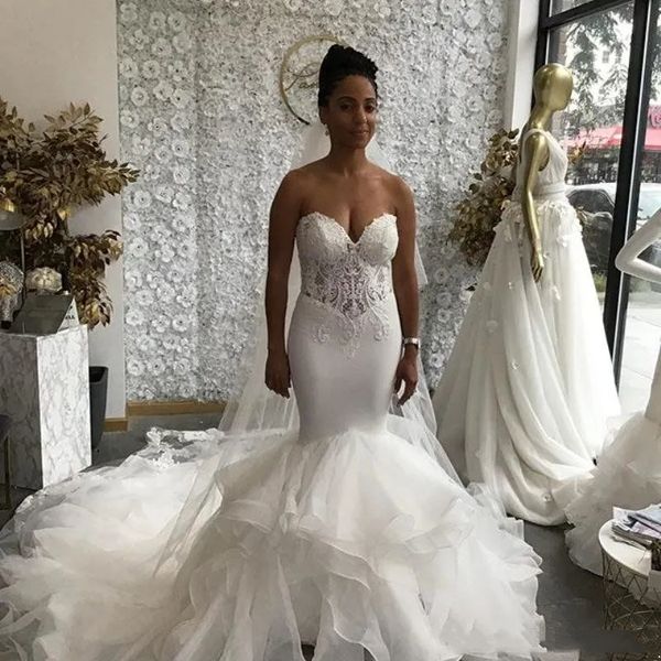 2023 chapel train mermaid wedding dresses sweetheart neck corset long bridal gowns sleeveless lace appliqued tiered ivory vestido de novia c, White
2023 chapel train mermaid wedding dresses sweetheart neck corset long bridal gowns sleeveless lace appliqued tiered ivory vestido de novia c, White