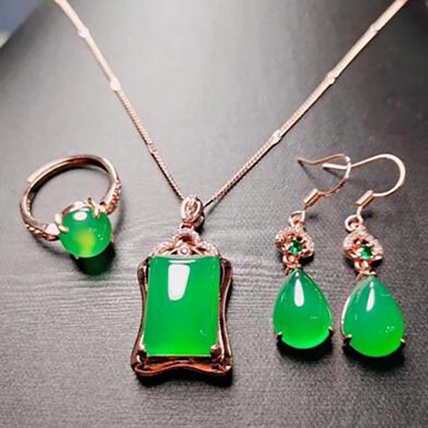 charming women green jade necklace pendant dangle earrings ring jewellery set, Silver
charming women green jade necklace pendant dangle earrings ring jewellery set, Silver