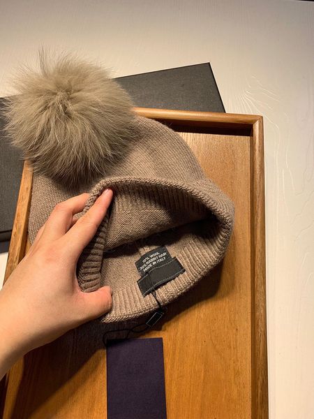 hat new era cap polo football beanie cream wool plain dyed outdoor cashmere beanies peep beach dress beanies bob gift party pescatore design, Blue;gray
hat new era cap polo football beanie cream wool plain dyed outdoor cashmere beanies peep beach dress beanies bob gift party pescatore design, Blue;gray