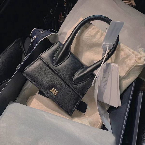 luxury genuine leather clutch bags shoulder hourglass crossbody luxurys designers jacquem le chiquito noeud woman men fashion handbag totes
luxury genuine leather clutch bags shoulder hourglass crossbody luxurys designers jacquem le chiquito noeud woman men fashion handbag totes