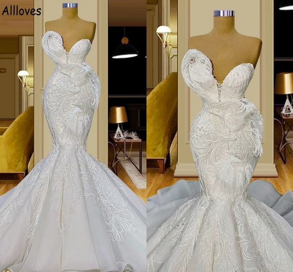 unique lace dubai saudi arabian mermaid wedding dresses sweetheart sleeveless vintage bridal gowns long chapel train slim and flare vestidos, White
unique lace dubai saudi arabian mermaid wedding dresses sweetheart sleeveless vintage bridal gowns long chapel train slim and flare vestidos, White