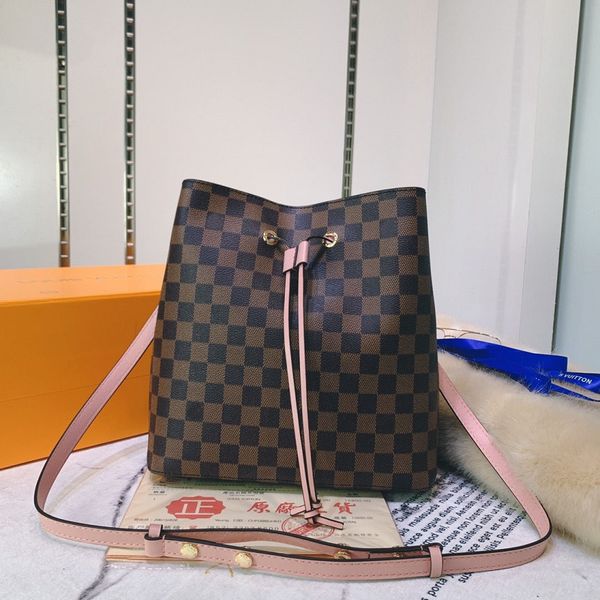fashion wallets women handbag card leather designer famous brand long european and american style 8744698, Red;black
fashion wallets women handbag card leather designer famous brand long european and american style 8744698, Red;black