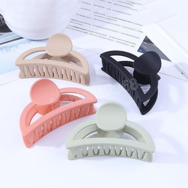 fashion geometric plastic hair claws for women girl hair accessories korean hollow out hairclips barrettes trendy headwear gift, Golden;silver
fashion geometric plastic hair claws for women girl hair accessories korean hollow out hairclips barrettes trendy headwear gift, Golden;silver