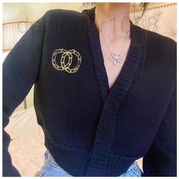 women's sweaters designer blouse new spring heavy embroidery v collar show thin cardigan coat female ds6q, White;black
women's sweaters designer blouse new spring heavy embroidery v collar show thin cardigan coat female ds6q, White;black