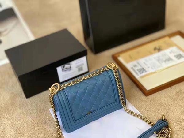 designer handbag shoulder chain bag dinner party clutch flap totes bags wallet purse double letters solid hasp waist square stripes womenc9e
designer handbag shoulder chain bag dinner party clutch flap totes bags wallet purse double letters solid hasp waist square stripes womenc9e