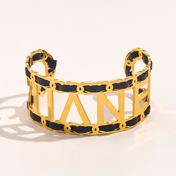 jewelry gold 18k bangle famous designer bracelet luxury letter bracelet exquisite design accessories couple family gift brand stainless stee, Golden;silver
jewelry gold 18k bangle famous designer bracelet luxury letter bracelet exquisite design accessories couple family gift brand stainless stee, Golden;silver
