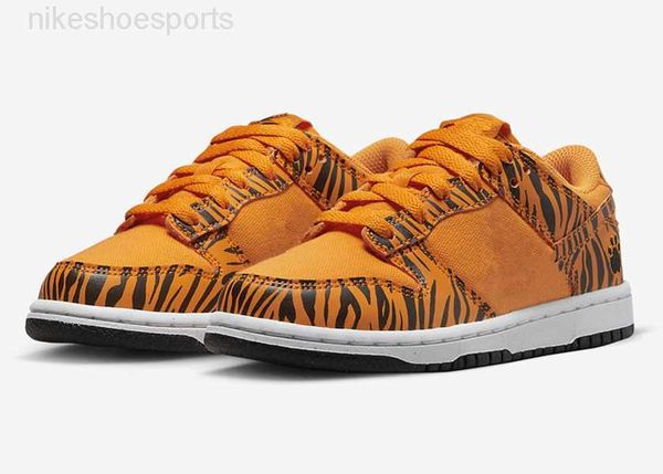 dunks sb low tiger stripes men casual shoes famu celtics orange white black university blue red women running shoes with
dunks sb low tiger stripes men casual shoes famu celtics orange white black university blue red women running shoes with