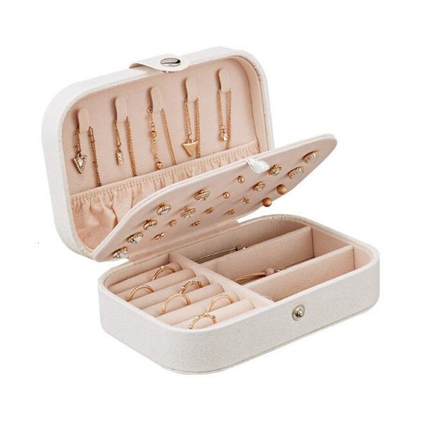 jewelry boxes box organizer display portable jewellery carrying case button leather storage zipper jewelers joyero 221205, Black;white
jewelry boxes box organizer display portable jewellery carrying case button leather storage zipper jewelers joyero 221205, Black;white