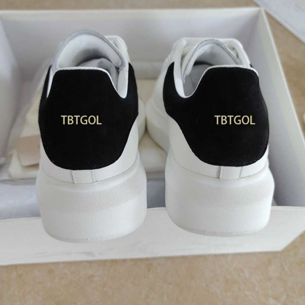 designer men woman shoe leather lace up fashion platform oversized sneakers white black mens womens luxury velvet suede casual shoes chaussu
designer men woman shoe leather lace up fashion platform oversized sneakers white black mens womens luxury velvet suede casual shoes chaussu