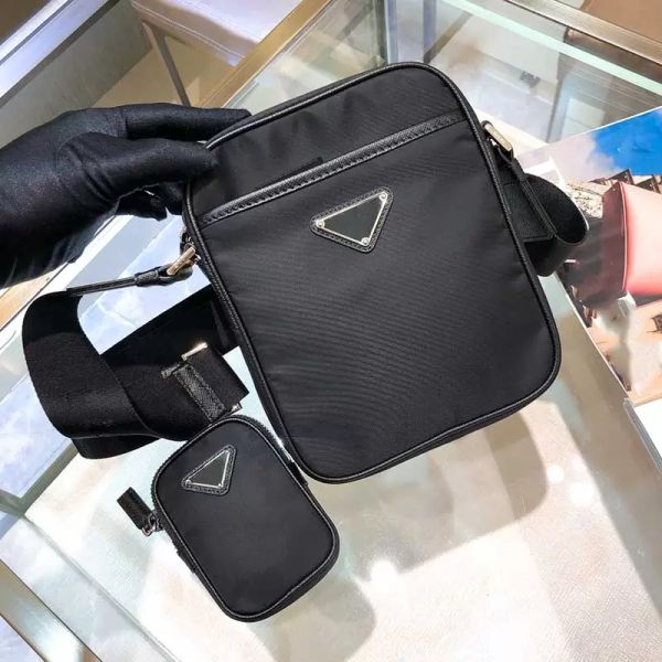 2022 fashion designer bag 2v/h112 messenger bags mens wallet shoulder bag coin purse high 7a quality nylon material
2022 fashion designer bag 2v/h112 messenger bags mens wallet shoulder bag coin purse high 7a quality nylon material