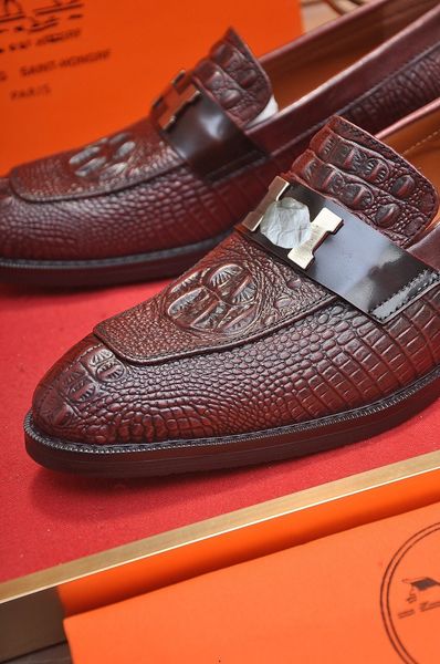 38model designer luxury men leather shoes soft sole casual breathable low-solid color fashion set foot new loafers, Black
38model designer luxury men leather shoes soft sole casual breathable low-solid color fashion set foot new loafers, Black