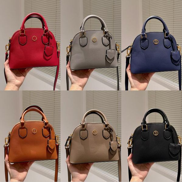 designers lux red cowhide shell bag black single shoulder bag ryazawa metals fashion wear resistance
designers lux red cowhide shell bag black single shoulder bag ryazawa metals fashion wear resistance