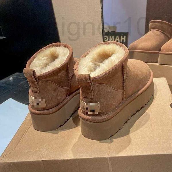 boots designer snow boots women's thick soled outer woolen shoes 22 winter new style fur integrated round toe muffin short plush 4nwa, Black
boots designer snow boots women's thick soled outer woolen shoes 22 winter new style fur integrated round toe muffin short plush 4nwa, Black