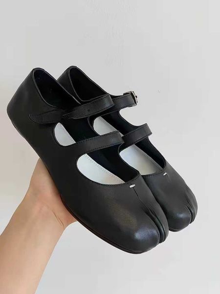 dress shoes toe split single shoes women 2022 spring summer new shoes mary jane ballet, Black
dress shoes toe split single shoes women 2022 spring summer new shoes mary jane ballet, Black