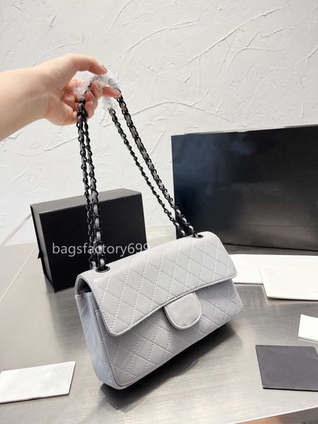 cc bag wallets 22fall/winter french designer womens quilted bag lambskin classic black hardware chain crossbody shoulder totes luxury multi, Red;black
cc bag wallets 22fall/winter french designer womens quilted bag lambskin classic black hardware chain crossbody shoulder totes luxury multi, Red;black
