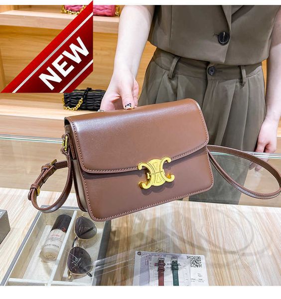 designer bags for women bag 2023 new triumphal arch box tofu leather small square one shoulder messenger women's factory direct sales
designer bags for women bag 2023 new triumphal arch box tofu leather small square one shoulder messenger women's factory direct sales