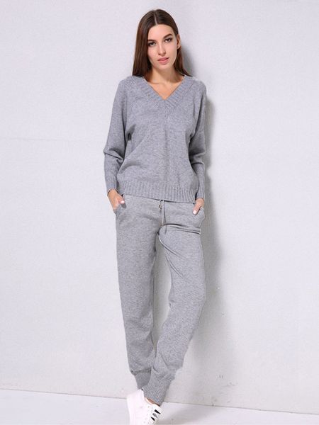 women's two piece pants bornladies loose knitted sets women sweater tracksuit winter v neck harem pant 2 warm set outfits 221205, White
women's two piece pants bornladies loose knitted sets women sweater tracksuit winter v neck harem pant 2 warm set outfits 221205, White