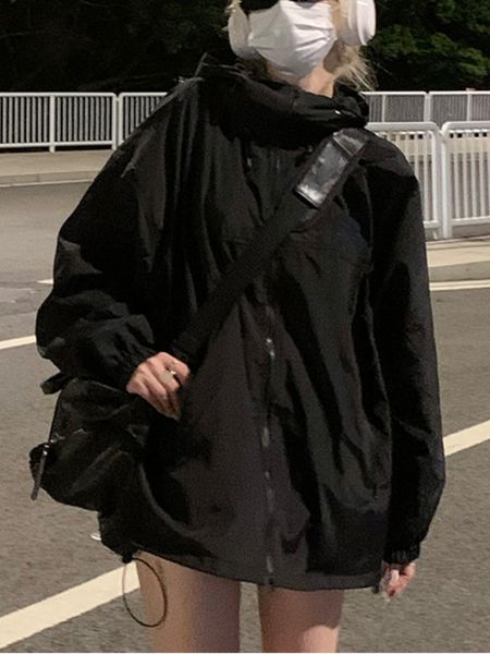 women's jackets autumn waterproof jacket with hooded women pure color zipper loose windbreaker korean fashion y2k clothing trench coat, Black;brown
women's jackets autumn waterproof jacket with hooded women pure color zipper loose windbreaker korean fashion y2k clothing trench coat, Black;brown