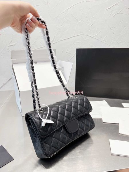 cc bag wallets classic flap caviar wen 23 cm real cowhide hand women's purse of gold and silver chain shoulder cross double lin, Red;black
cc bag wallets classic flap caviar wen 23 cm real cowhide hand women's purse of gold and silver chain shoulder cross double lin, Red;black