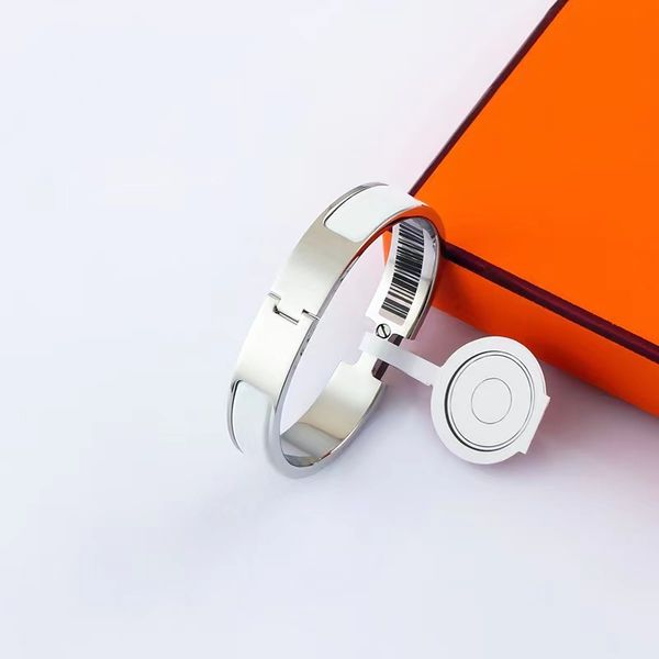 designer luxury women's bracelets single bangle silver full drill pig nose bracelet 18k rose gold female fashion designers jewelry 002, Black
designer luxury women's bracelets single bangle silver full drill pig nose bracelet 18k rose gold female fashion designers jewelry 002, Black